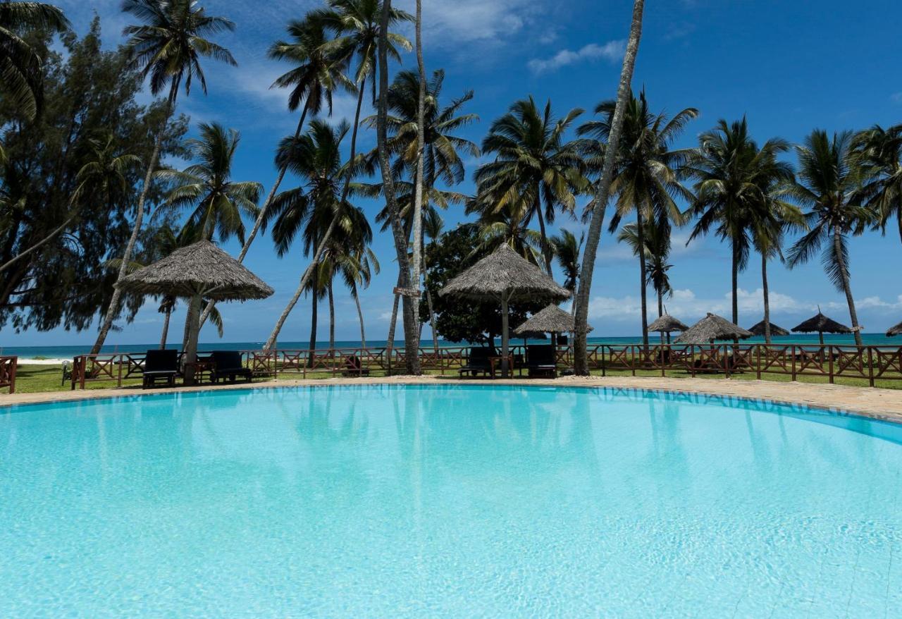 Neptune Paradise Beach Resort & Spa Galu Esterno foto
