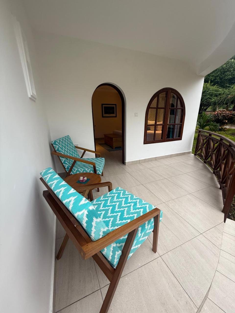 Neptune Paradise Beach Resort & Spa Galu Esterno foto