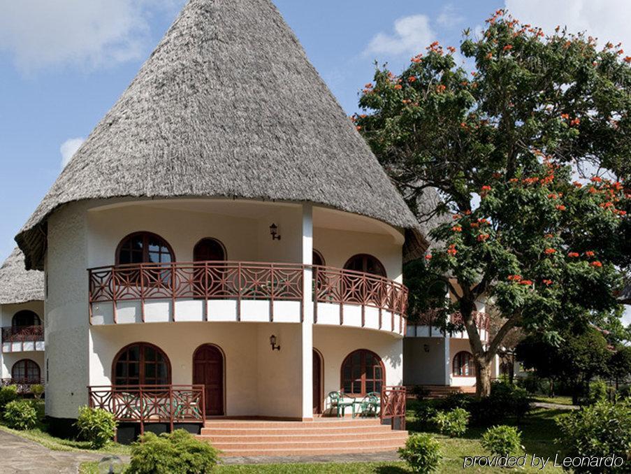 Neptune Paradise Beach Resort & Spa Galu Esterno foto