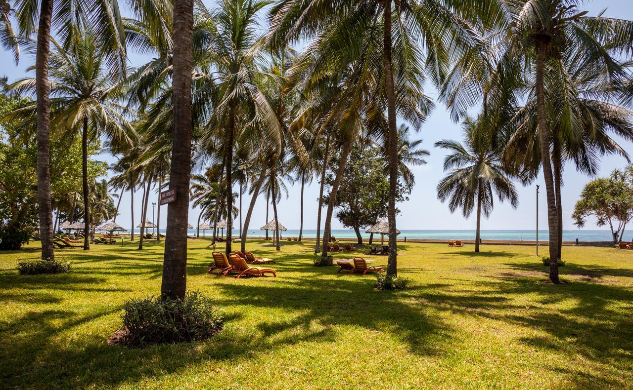 Neptune Paradise Beach Resort & Spa Galu Esterno foto