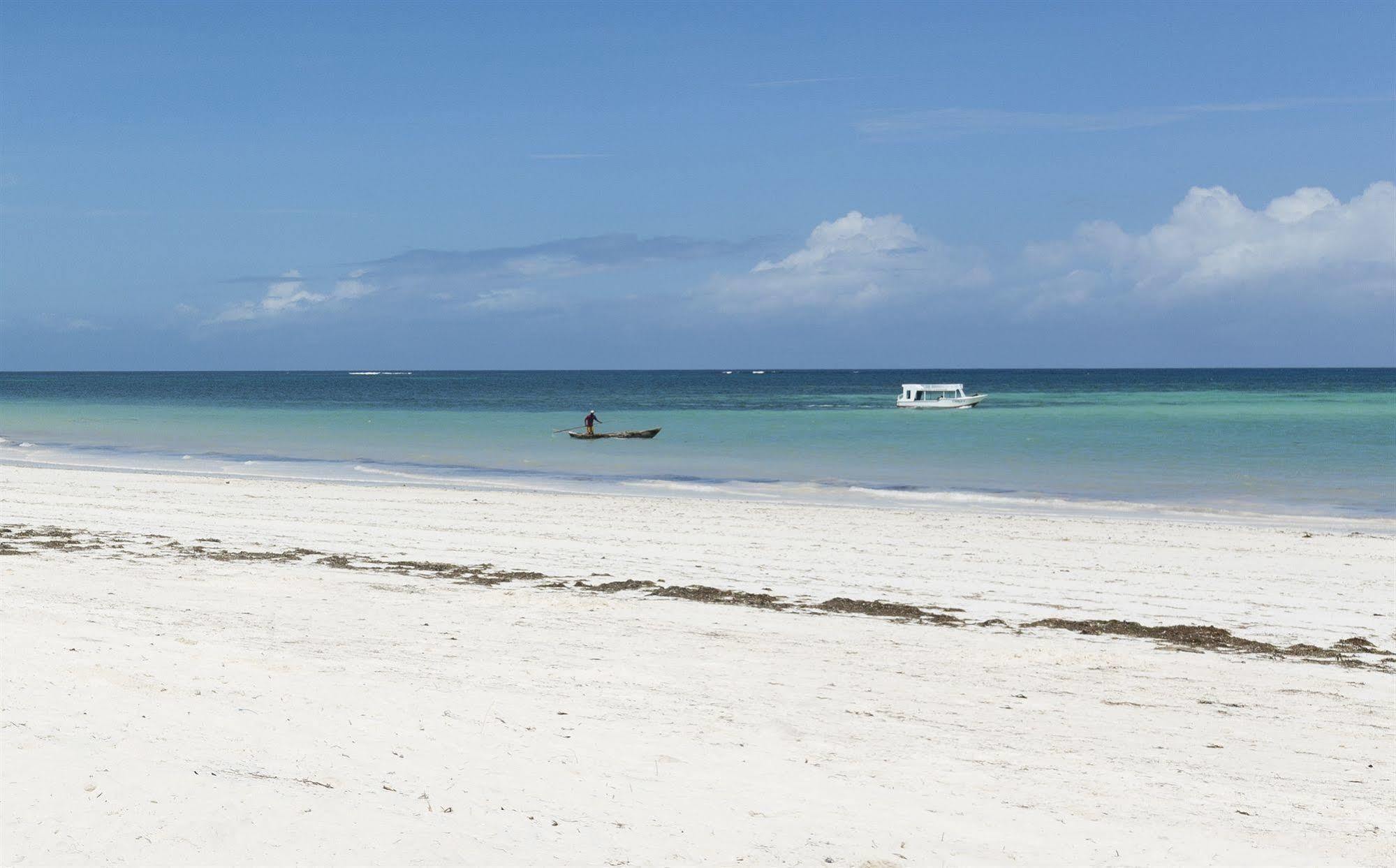 Neptune Paradise Beach Resort & Spa Galu Esterno foto