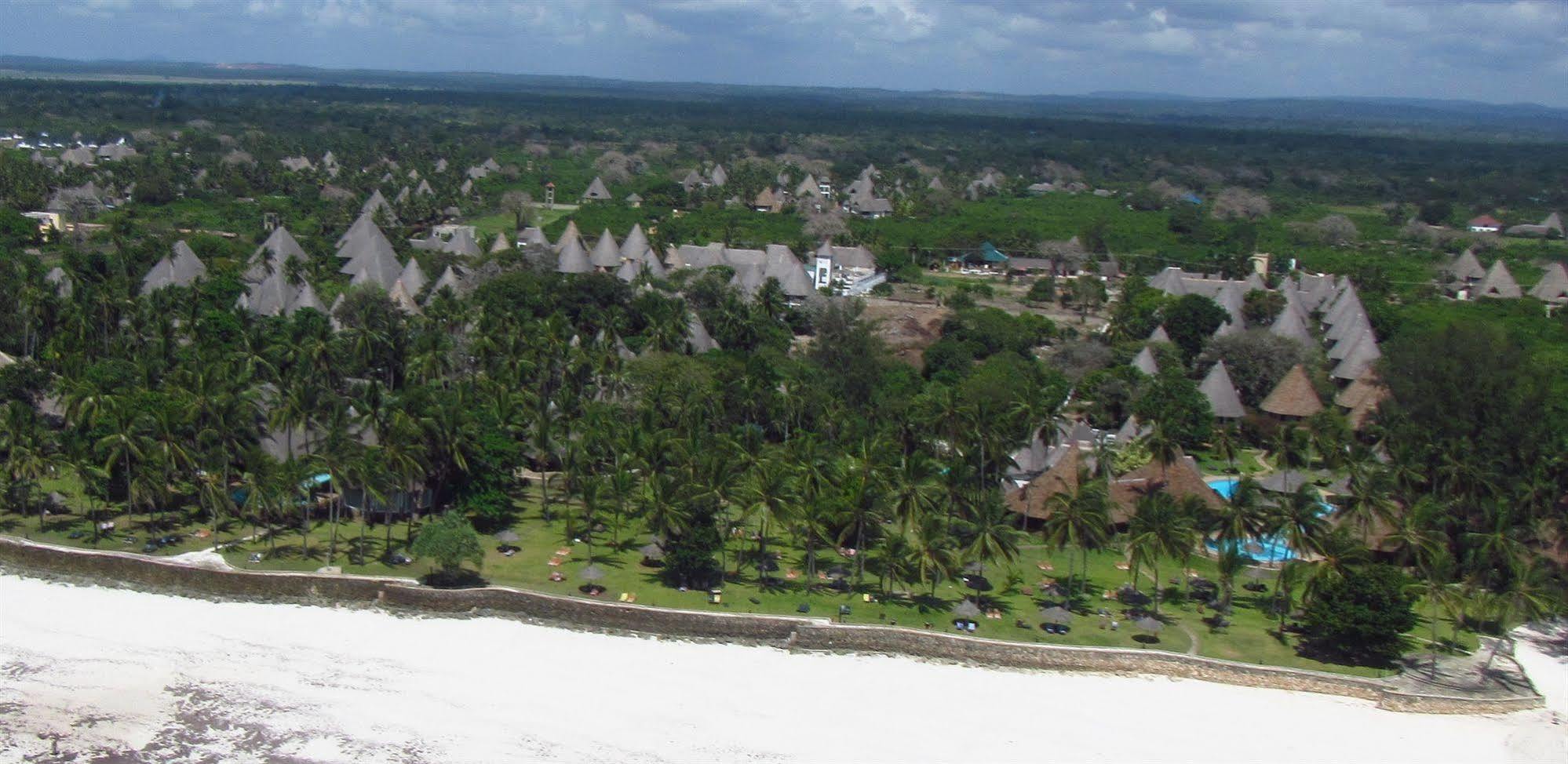 Neptune Paradise Beach Resort & Spa Galu Esterno foto